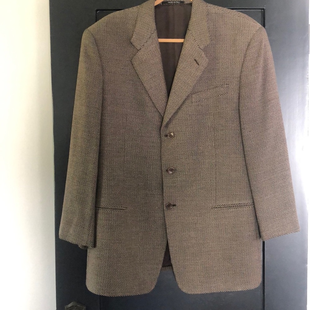 Men’s Sz 44R ARMANI COLLEZIONI Blazer Suit Jacket Chevron Pattern Taupe/ Brown